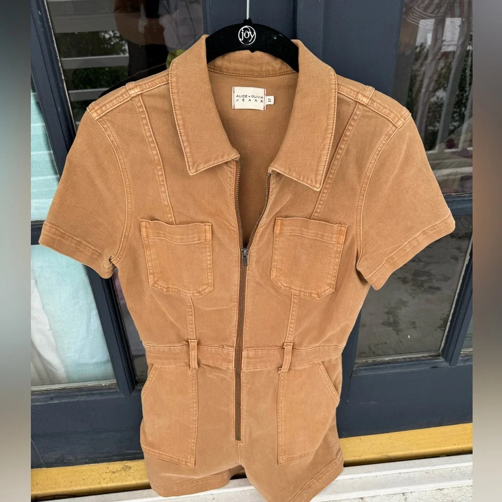 Alice and Olivia romper! - Picture 2 of 5